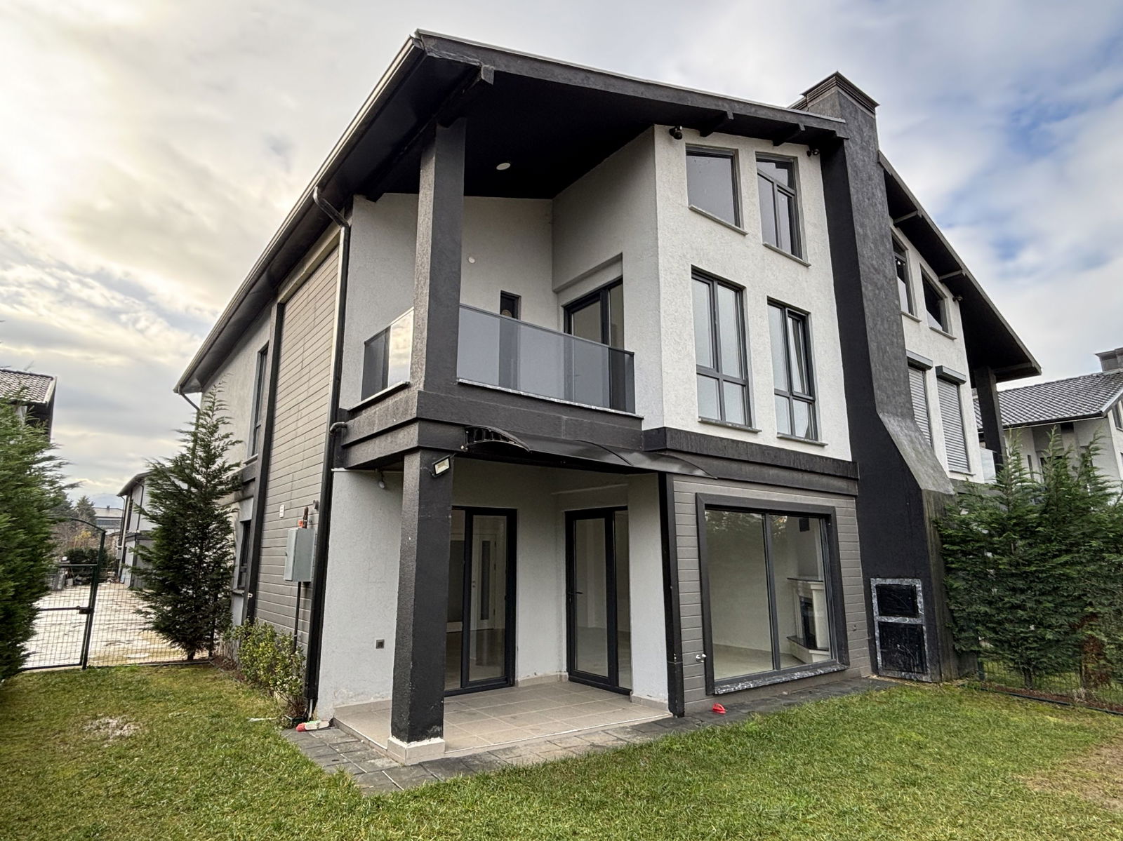 Satılık&nbsp;Villa&nbsp;10,500,000&nbsp;TL