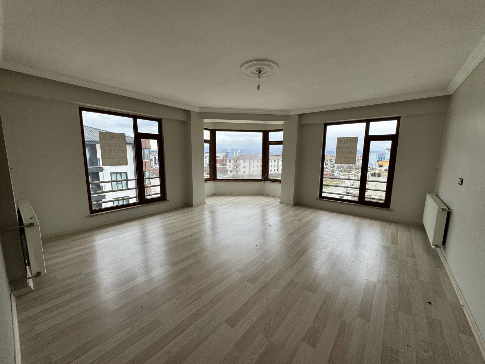 Kiralık&nbsp;Daire&nbsp;21,000&nbsp;TL