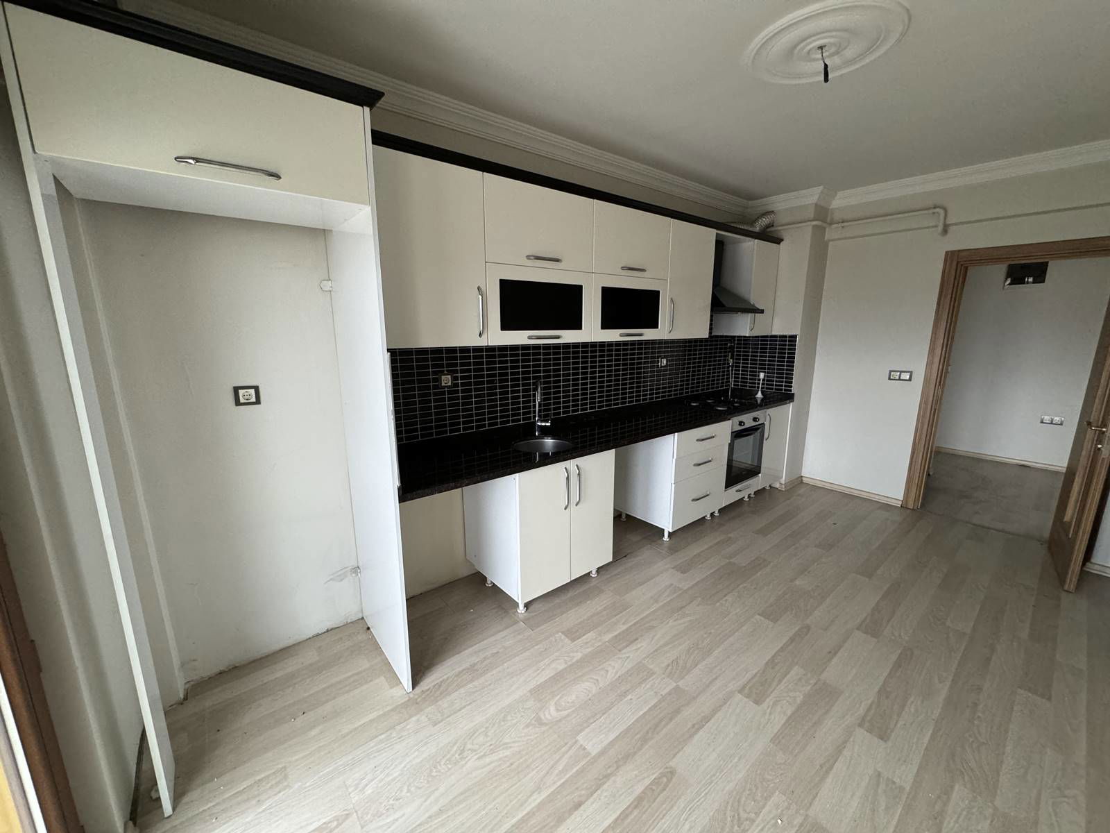 Kiralık&nbsp;Daire&nbsp;21,000&nbsp;TL