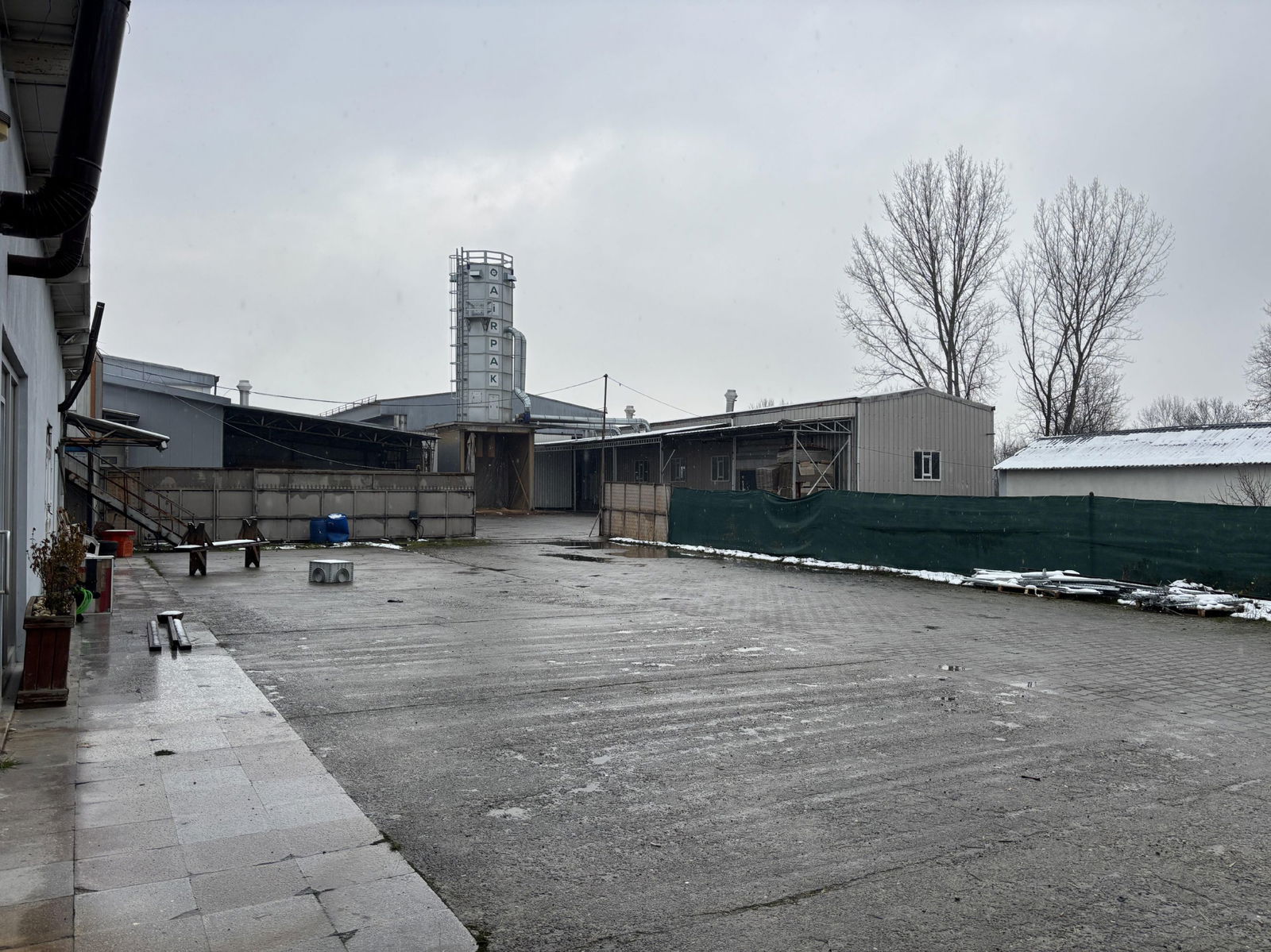 Kiralık&nbsp;Fabrika&nbsp;260,000&nbsp;TL