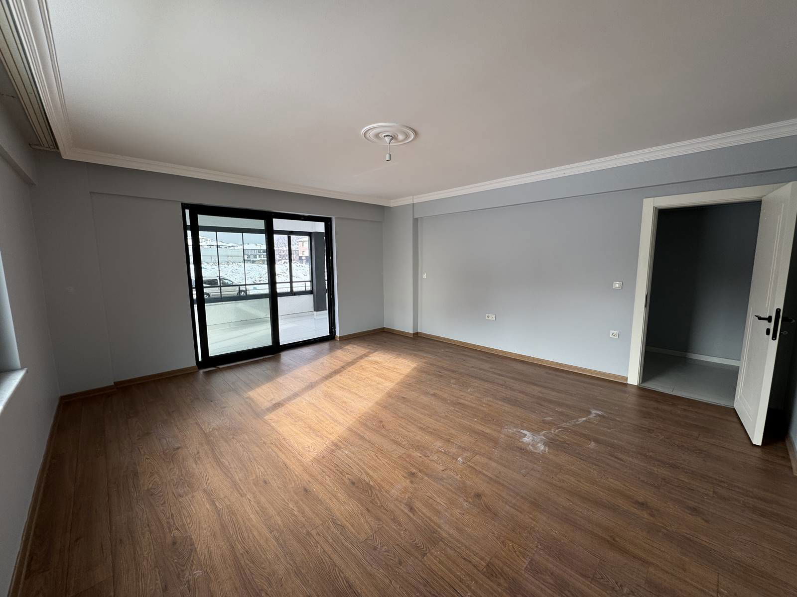 Kiralık&nbsp;Daire&nbsp;25,000&nbsp;TL