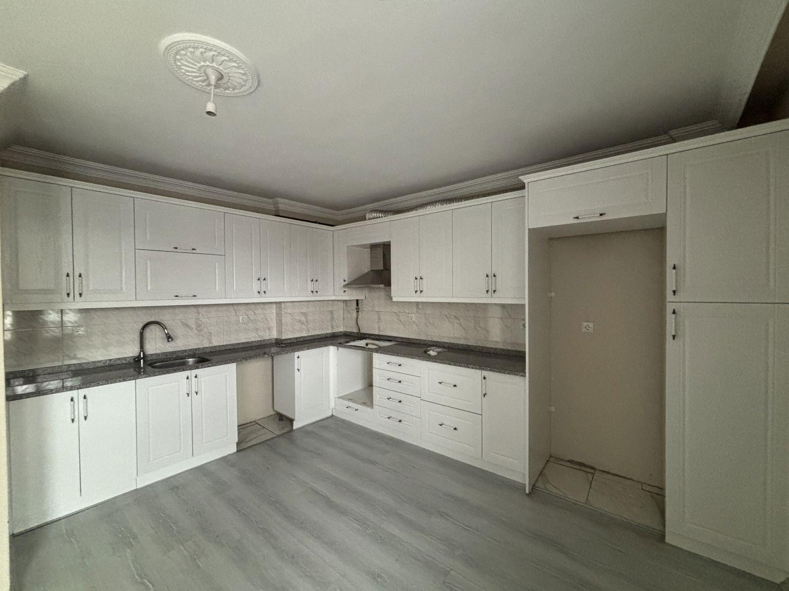 Kiralık&nbsp;Daire&nbsp;20,000&nbsp;TL