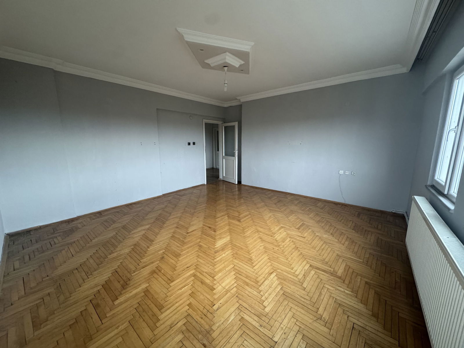 Kiralık&nbsp;Daire&nbsp;11,000&nbsp;TL