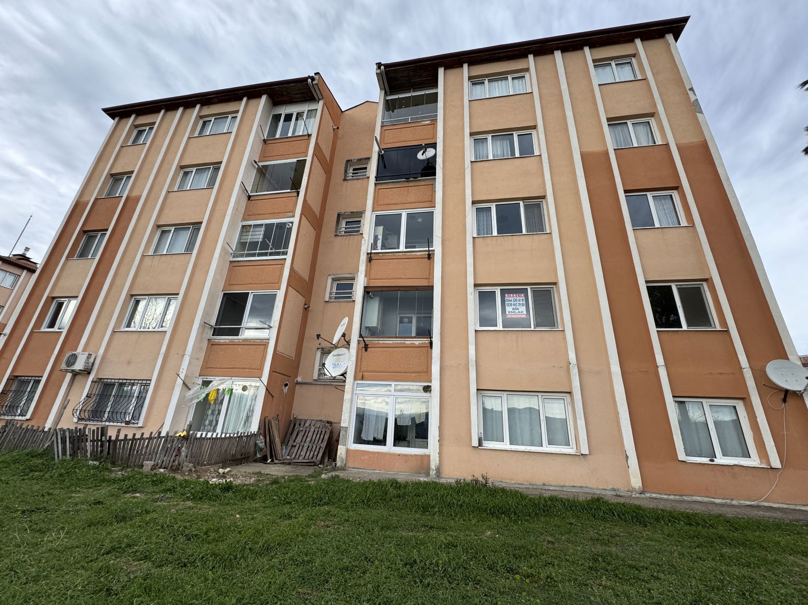 Kiralık&nbsp;Daire&nbsp;13,500&nbsp;TL