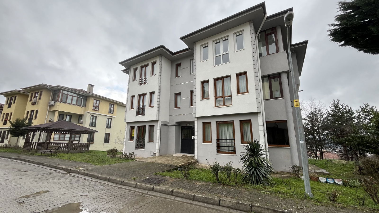 Kiralık&nbsp;Daire&nbsp;13,000&nbsp;TL