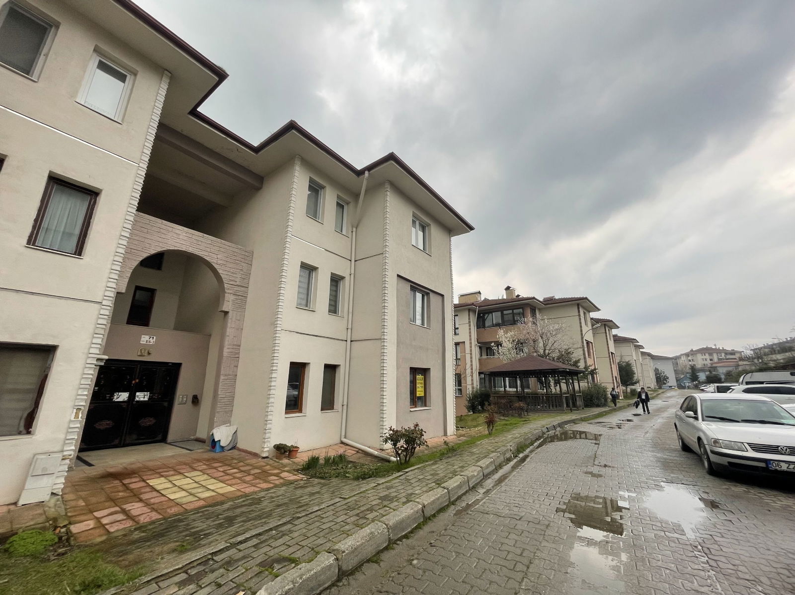 Kiralık&nbsp;Daire&nbsp;13,000&nbsp;TL