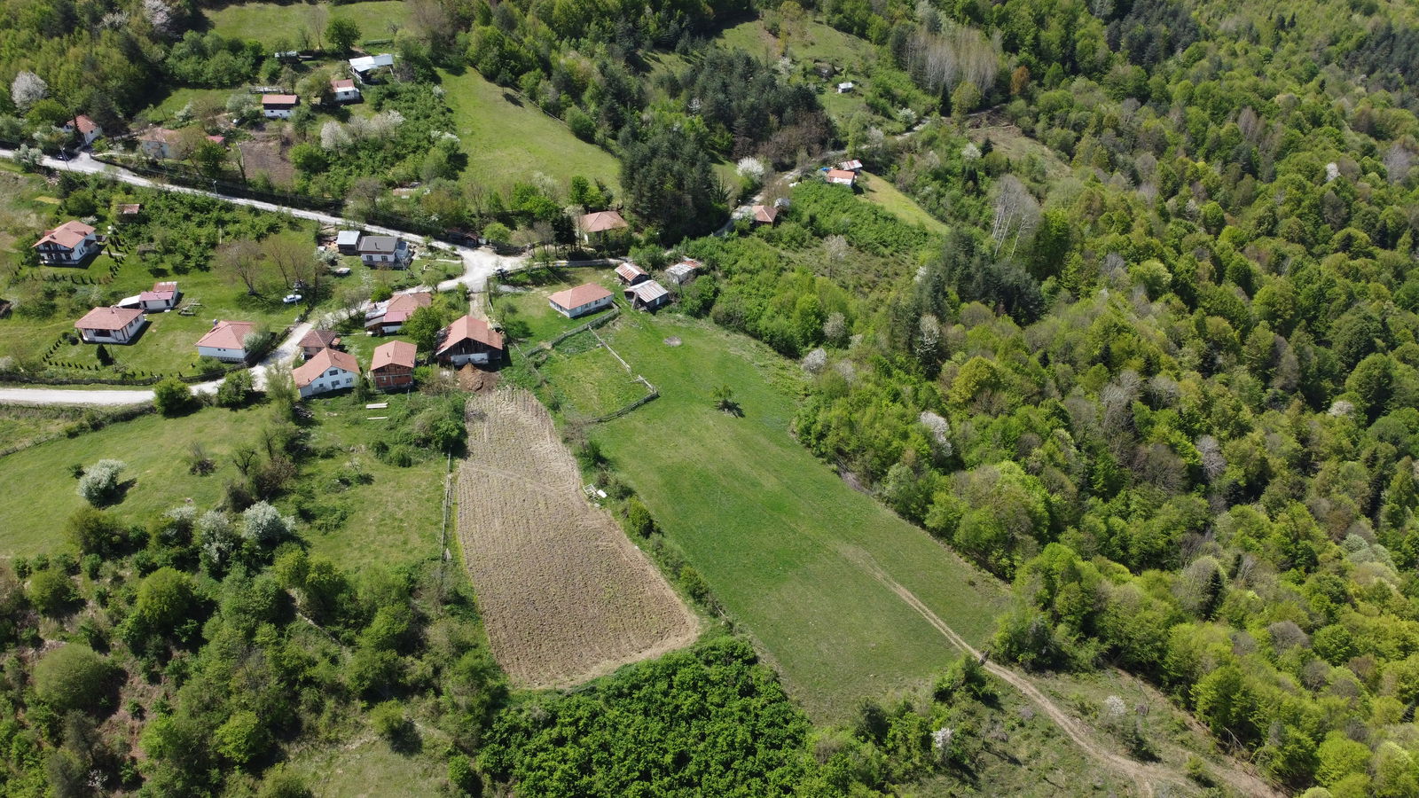 Satılık&nbsp;Arsa&nbsp;8,000,000&nbsp;TL