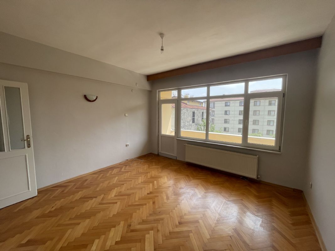 Kiralık Daire 5,600 TL