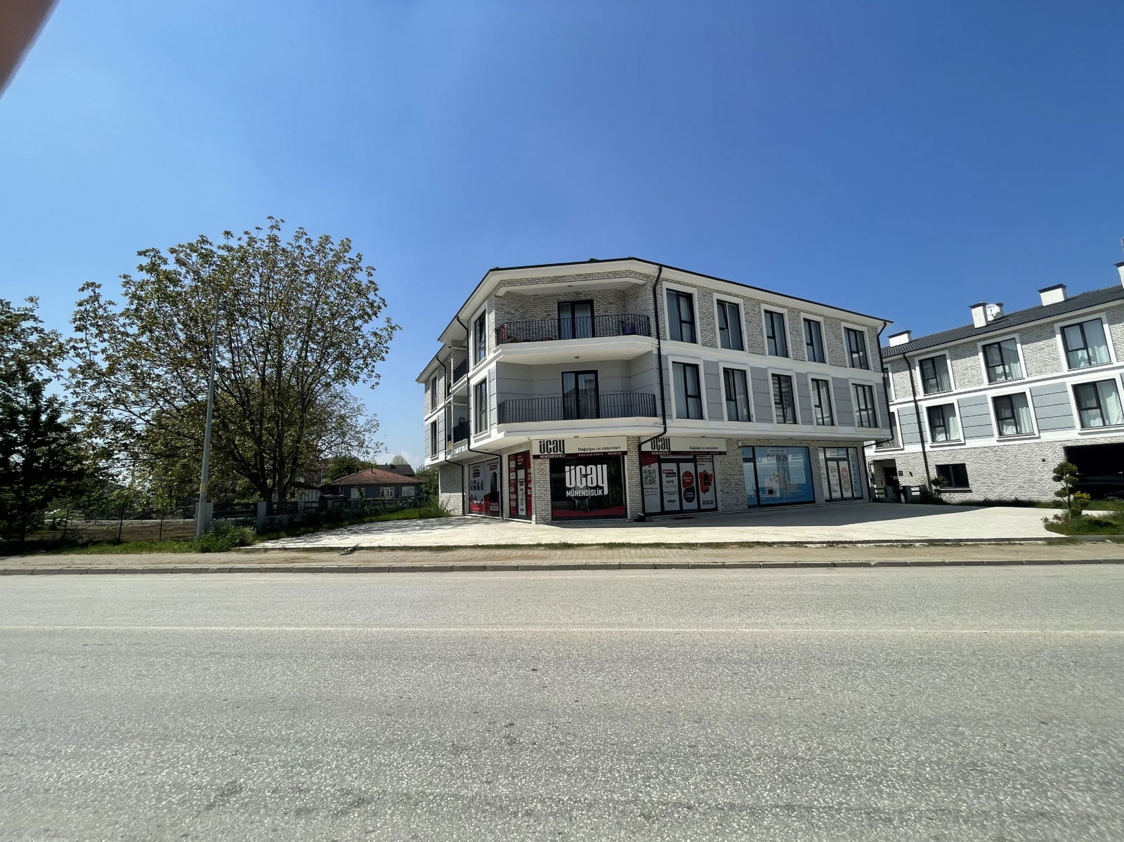 Satılık Dükkan 13,350,000 TL