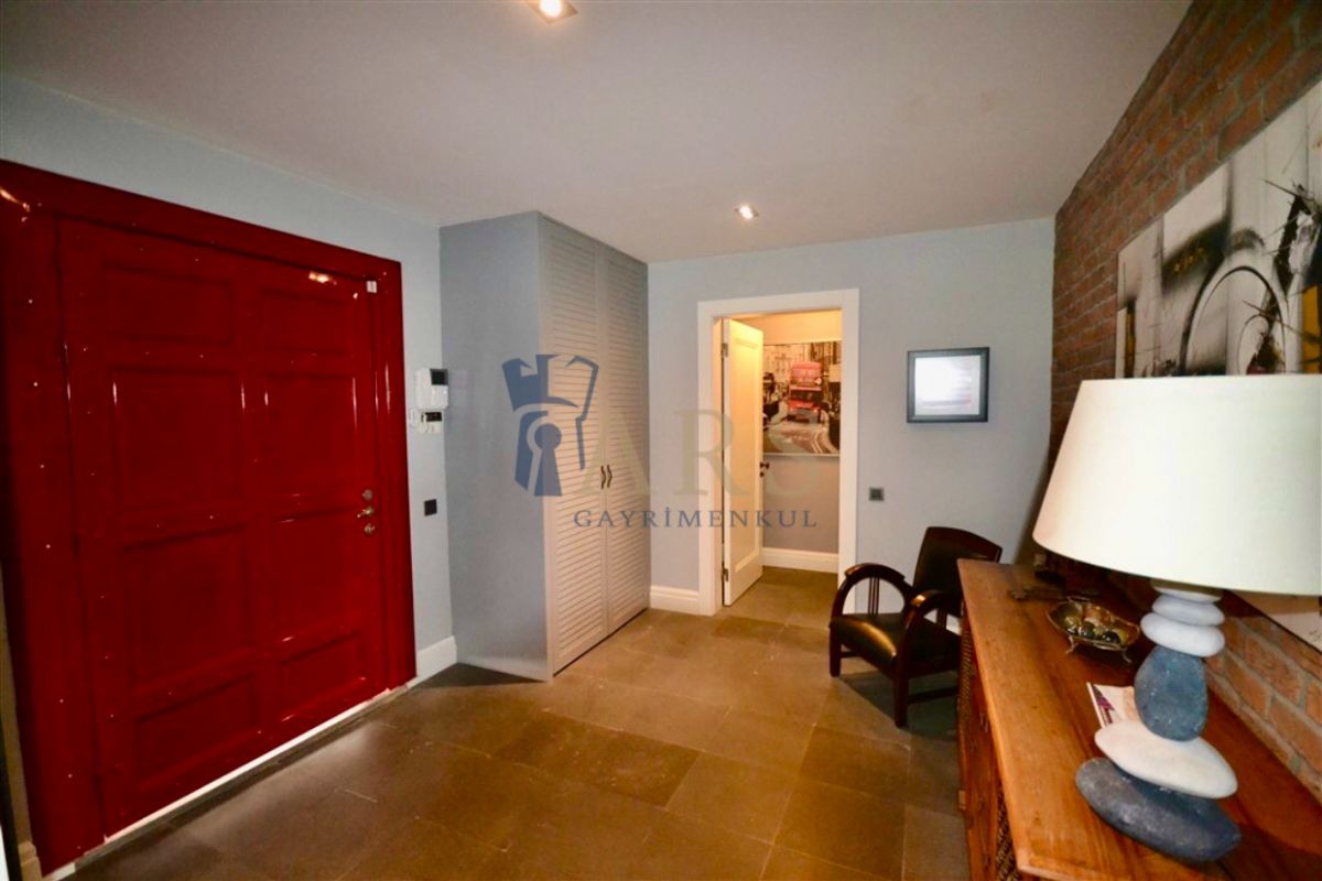 Satılık Villa 46,500,000 TL