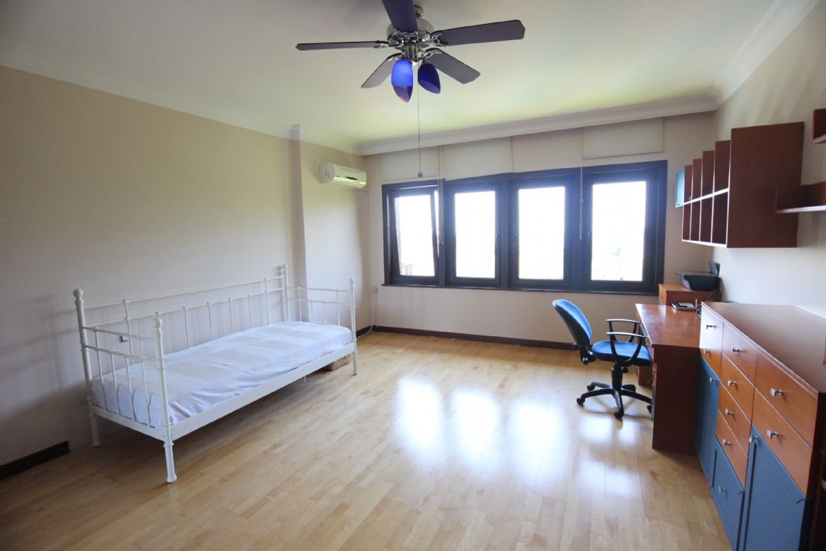 Satılık Villa 90,000,000 TL