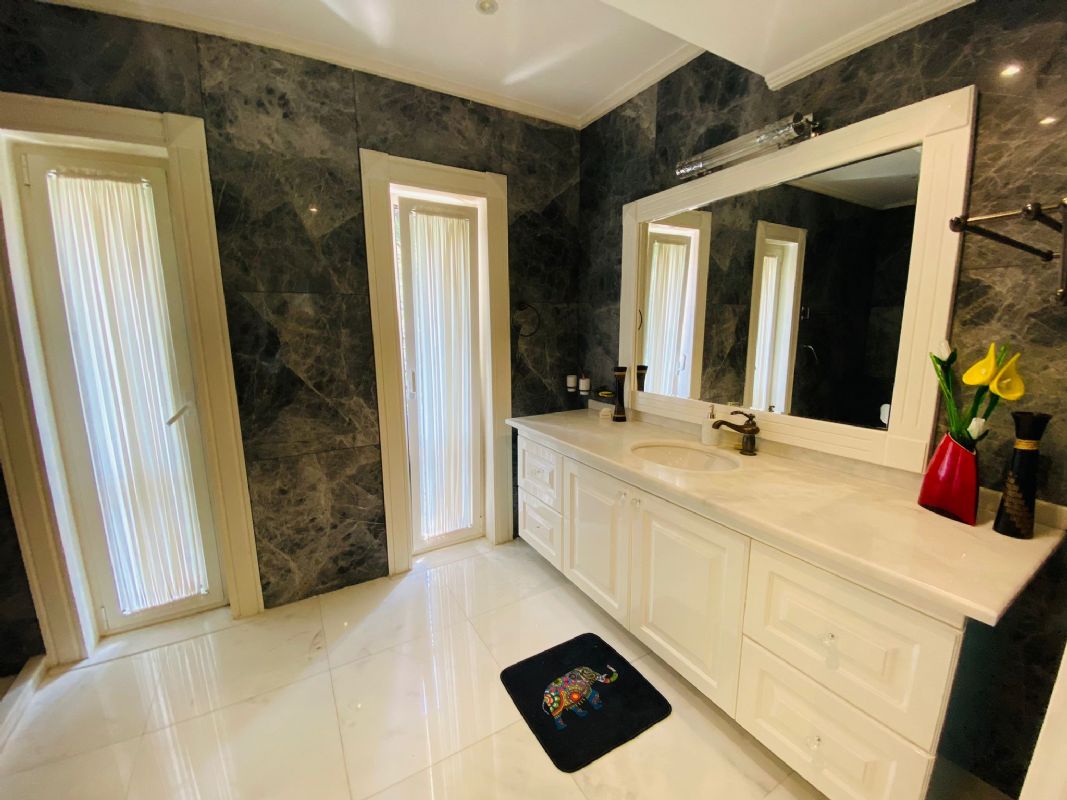 Satılık Villa 45,000,000 TL