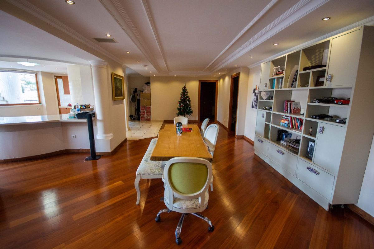 Satılık Villa 96,000,000 TL