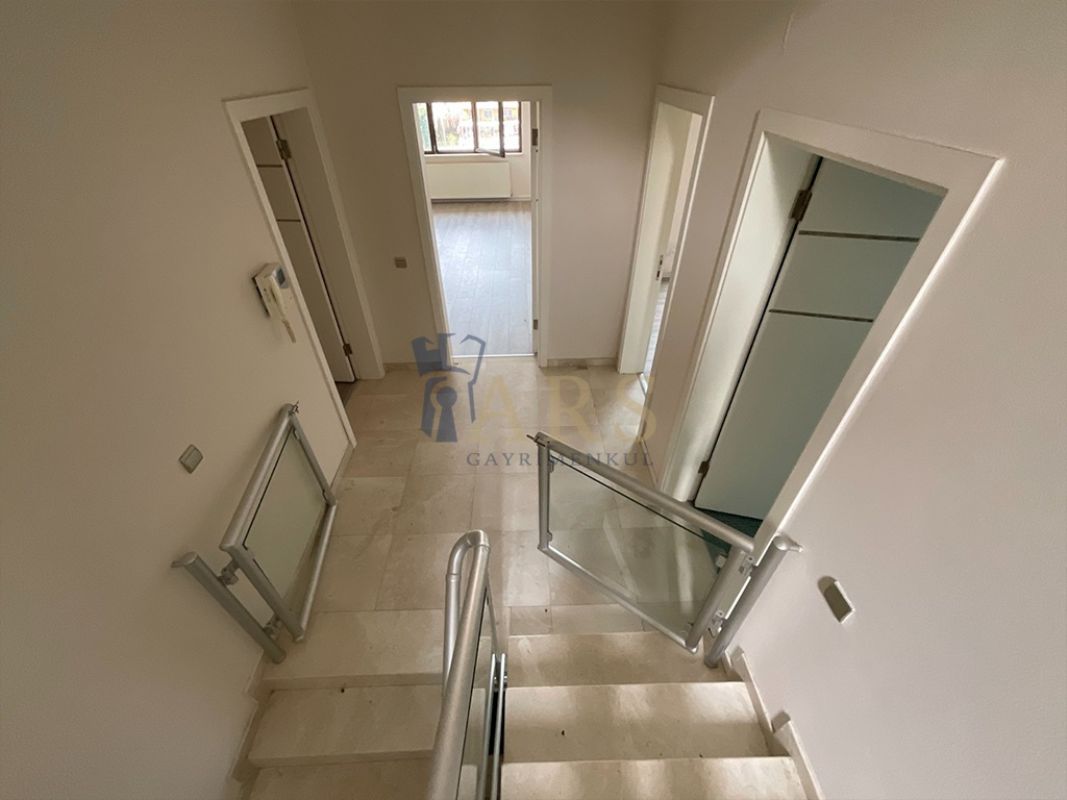 Satılık Villa 65,000,000 TL