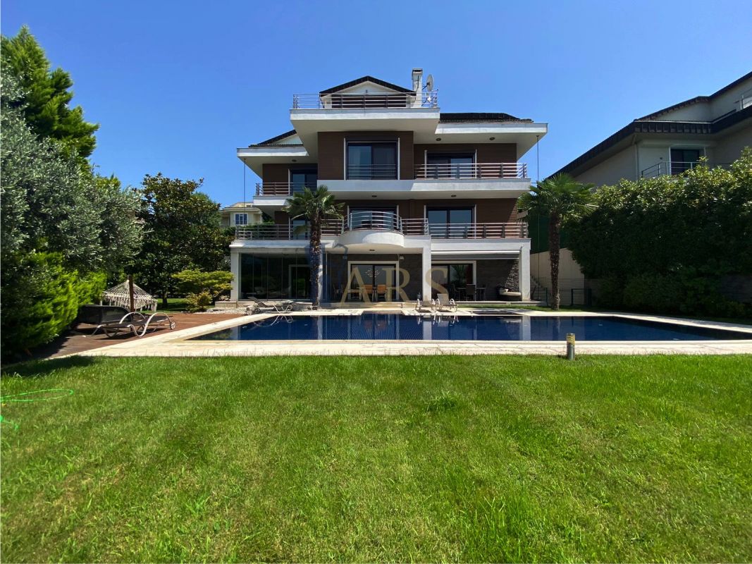 Kiralık Villa 280,000 TL