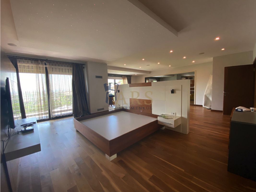 Kiralık Villa 280,000 TL