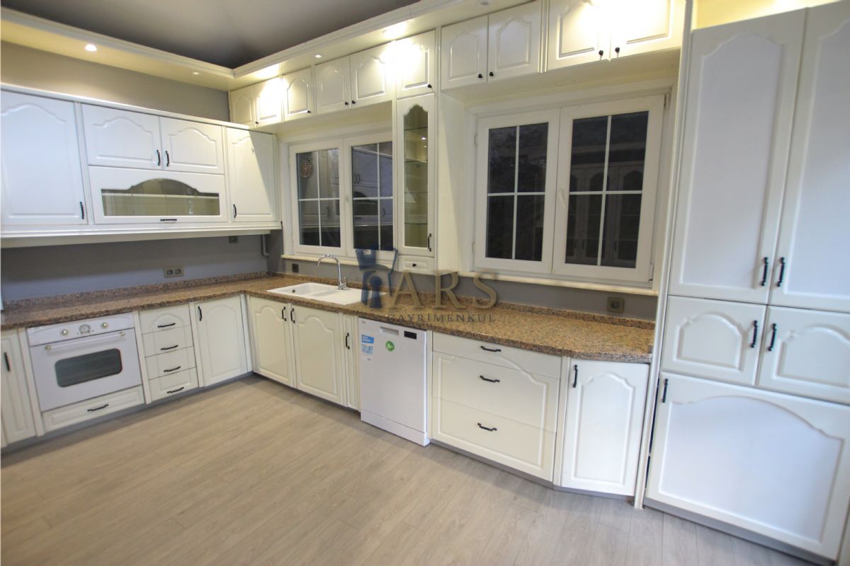 Kiralık Villa 100,000 TL