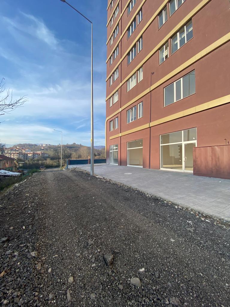 Kiralık Dükkan 10,000 TL
