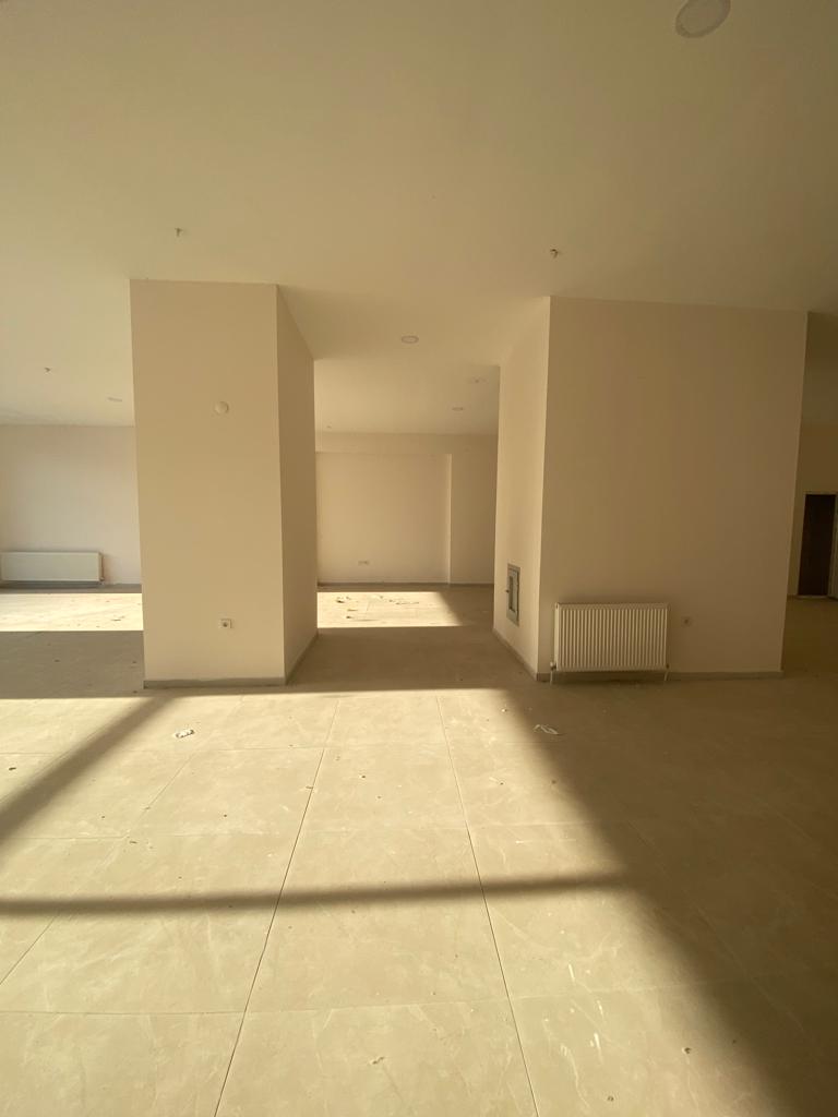 Kiralık Dükkan 10,000 TL
