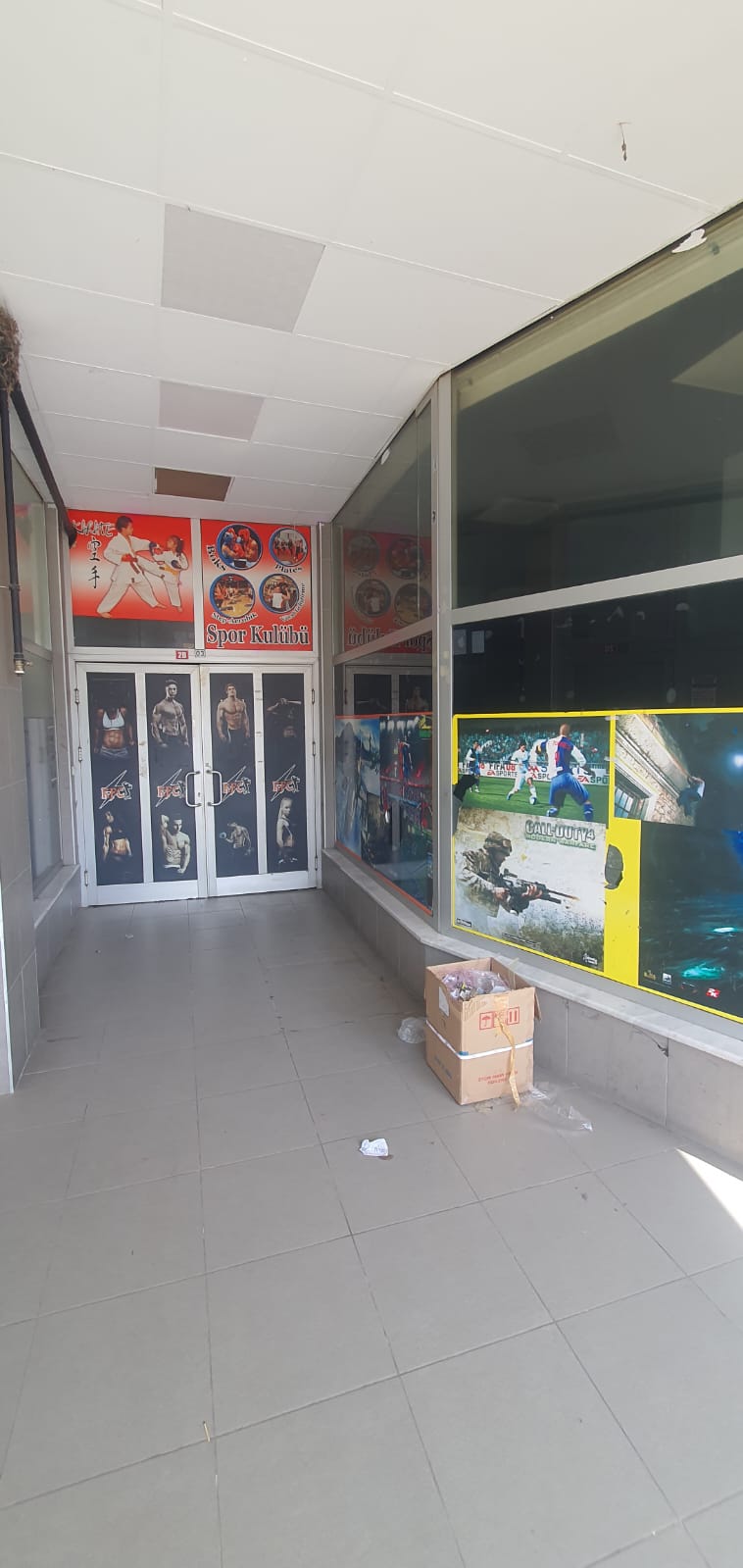 Devren Kiralık Dükkan 950,000 TL