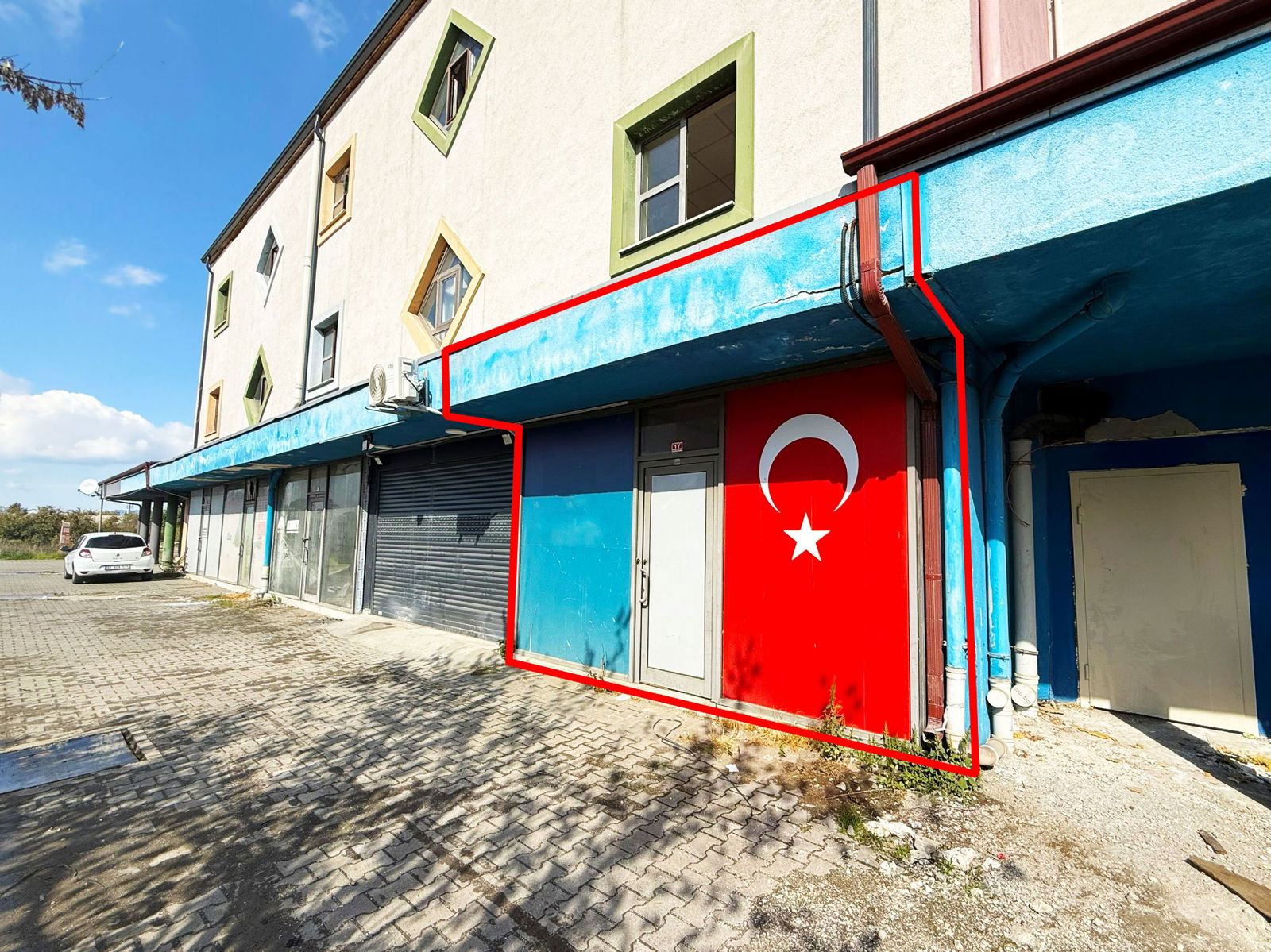 Satılık Dükkan 990,000 TL