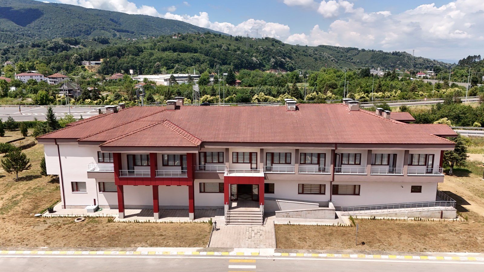 Karayolları 4. Bölge Müdürlüğü Kaynaşlı Bakım ve İşletme Şefliği Misafirhanesi