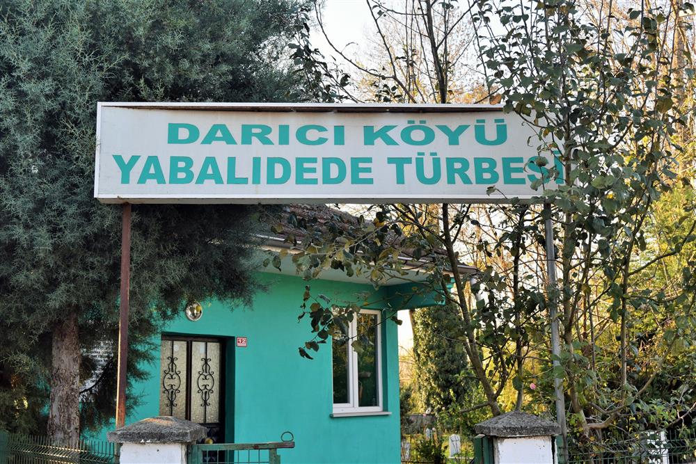 Yabalı Dede Mehmet Efendi Türbesi